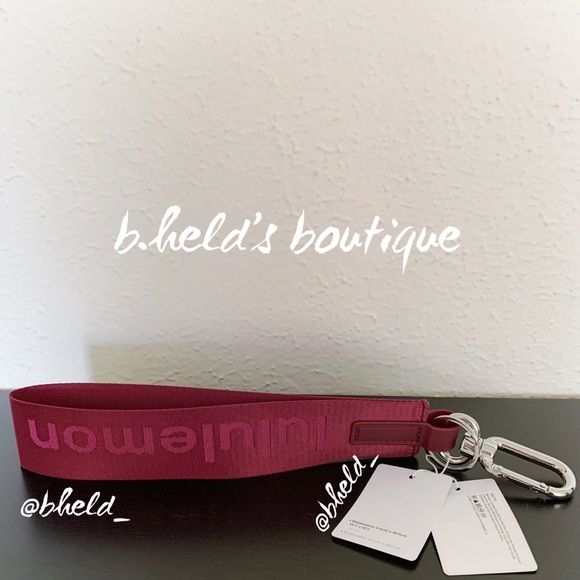 lululemon Never Lost Keychain (New Style) Wine Berry/Sonic Pink Brand New NWT - Picture 3 of 10